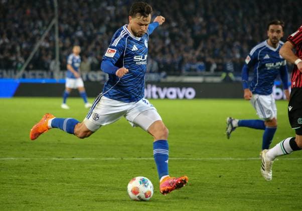 Germany Soccer 2 Bundesliga 2025 26, 9 Matchday Hannover 96 vs FC Schalke 04 Heinz von Heiden Arena Stadion Hannover Adrian Gantenbein FC Schalke 04, 17 Hannover Copyright: xAymanxAlahmedx