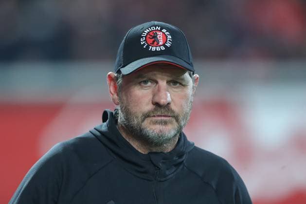 17 10 2025, xtgx, Soccer 1 Bundesliga Union Berlin Borussia Moenchengladbach v l Steffen Baumgart Union Berlin, Trainer DFL DFB REGULATIONS PROHIBIT ANY USE OF PHOTOGRAPHS as IMAGE SEQUENCES and or QUASI VIDEO Berlin