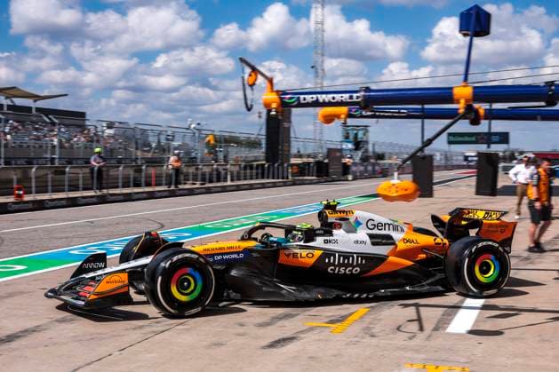 F1 - UNITED STATES GRAND PRIX 2025 04 NORRIS Lando (gbr), McLaren F1 Team MCL39, action during the 2025 Formula 1 United States Grand Prix, 19th round of the 2025 FIA Formula One World Championship, WM, Weltmeisterschaft from October 17 to 19, 2025 on the Circuit of the Americas, in Austin, Texas, United States of America - AustinUnited States  Copyright: xEricxAlonsox
