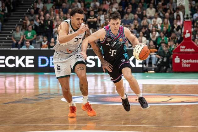 easyCredit BBL Cup, VET CONCEPT Gladiators Trier vs Telekom Baskets Bonn, 17 10 2025 Grayson Murphy Telekom Baskets Bonn 7 tries to assert himself easyCredit BBL Cup, VET CONCEPT Gladiators Trier vs Telekom Baskets Bonn, 17 10 2025, SWT Arena Trier Copyright: xBEAUTIFULxSPORTS Derixx