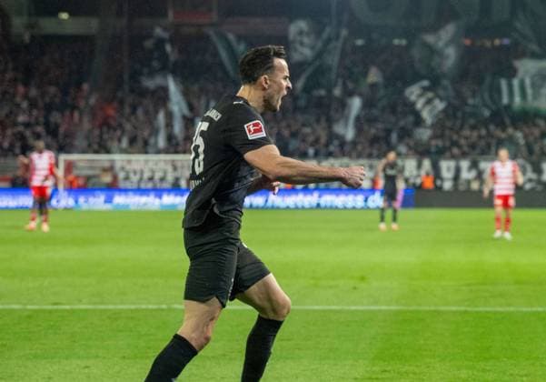 Soccer, Men, Season 2025 2026, 1 Bundesliga 7 Matchday , 1 FC Union Berlin Borussia Mönchengladbach, Haris Tabakovic Borussia Mönchengladbach , Celebration after goal to 2 1, 17 10 2025, Copyright: xMatthiasxKochx