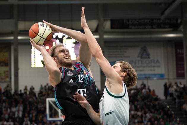 easyCredit BBL Cup, VET CONCEPT Gladiators Trier vs Telekom Baskets Bonn, 17 10 2025 Melvin Jostmann Telekom Baskets Bonn 12 points easyCredit BBL Cup, VET CONCEPT Gladiators Trier vs Telekom Baskets Bonn, 17 10 2025, SWT Arena Trier Copyright: xBEAUTIFULxSPORTS Derixx