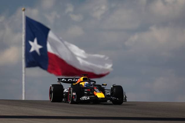 F1 - UNITED STATES GRAND PRIX 2025 01 VERSTAPPEN Max (nld), Red Bull Racing RB21, action during the 2025 Formula 1 United States Grand Prix, 19th round of the 2025 FIA Formula One World Championship, WM, Weltmeisterschaft from October 17 to 19, 2025 on the Circuit of the Americas, in Austin, Texas, United States of America - AustinUnited States  Copyright: xDPPIx