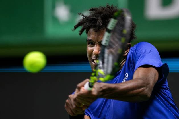 251017 Elias Ymer of Sweden in a men s single quarter final tennis match during day 7 of the Nordic Open on October 17, 2025 in Stockholm Photo Simon Hastegard BILDBYRAN kod SH SH0654 tennis nordic open 7 bbeng sverige  Copyright: SIMONxHASTEGARD BB251017SH036