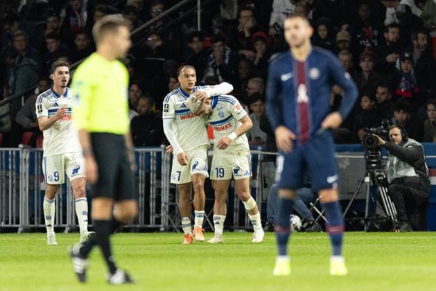 Paris Saint-Germain FC v RC Strasbourg Alsace - Ligue 1 McDonald s Diego Manuel Da Silva Moreira of RC Strasbourg Alsace celebrates his goal during the French L1 football match between Paris Saint-Germain (PSG) and RC Strasbourg Alsace at the Parc des Princes Stadium. Paris France  Copyright: xIbrahimxEzzatx originalFilename:ezzat-notitle251017_npEob.jpg