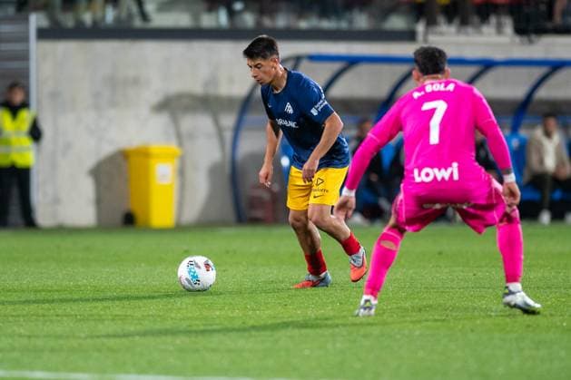 Andorra CF v Granada CF - LaLiga Hypermotion Dani Villahermosa of FC Andorra is in action during the La Liga Hypermotion 25-26 match between FC Andorra and Granada CF at Nou Estadi de la FAF in Encamp, Andorra, on October 17, 2025. Andorra Andorra  Copyright: xMartinxSilvaxCosentinox originalFilename:silvacosentino-danivill251017_nphSH.jpg