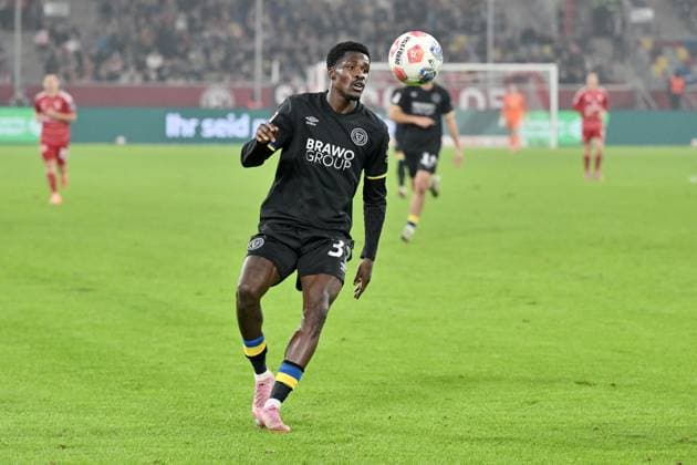 Christian Conteh Eintracht Braunschweig 17 10 2025, Fußball 2 Bundesliga, Saison 2025 2026, 9 Spieltag, Fortuna Düsseldorf Eintracht Braunschweig 1 2 DFL regulations prohibit any use of photographs as image sequences and or quasi video Duesseldorf Nordrhein Westfalen Germany Team2