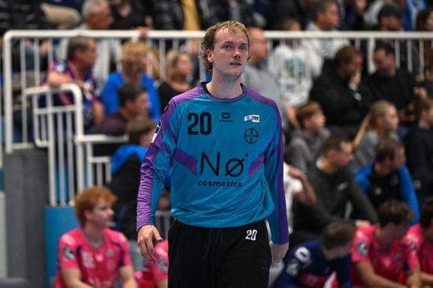 Germany, Handball, 2 Bundesliga, 8 Matchday, 2025 2026, TSV Bayer Dormagen vs HSG Krefeld Niederrhein, 17 10 2025, TSV Bayer Sportcenter, Dormagen, Germany, Christian Simonsen TSV Bayer Dormagen, 20 Copyright: xMarkusxVerwimpx