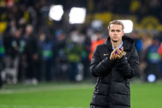 DORTMUND, GERMANY - 15.02.23: Mykhailo Mudryk. The match of match UEFA Champion League Borussia Dortmund vs FC Chelsea at SIGNAL IDUNA PARK  Copyright: xVitaliixKliuievx