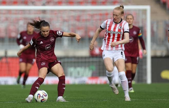 Homann Sanja - Felde Meret , 1.FC Nürnberg-Freiburg , Google Pixel Frauen-Bundesliga , Fußball , in den Max Morlock Stadion, in Nürnberg , Bayern, Deutschland. Oktober 18, 2025 . Photo by: Davide Elias IPA Photo Pressefoto DENL Copyright: xDavidexEliasx