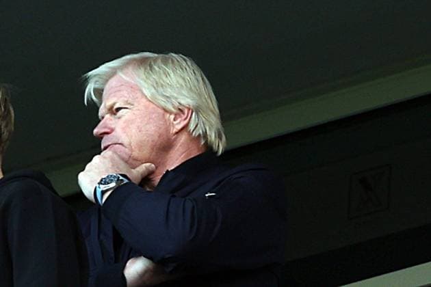 18 10 2025, xrekx, Soccer 2 Bundesliga, Karlsruher SC 1 FC Kaiserslautern v l Oliver Kahn DFL DFB REGULATIONS PROHIBIT ANY USE OF PHOTOGRAPHS as IMAGE SEQUENCES and or QUASI VIDEO Karlsruhe