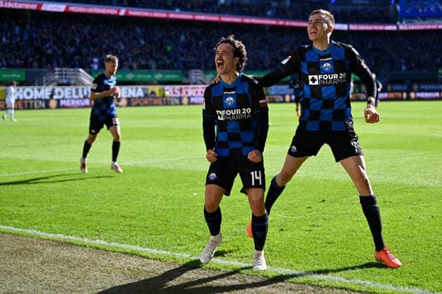 Paderborn, Home Deluxe Arena, 18 10 25, GER, Men, 2 Bundesliga, Season 2025 2026, SC Paderborn 07 DSC Arminia Bielefeld Picture Mika BAUR Paderborn cheers after his goal to 1 1 with Filip BILBIJA Paderborn DFL regulations prohibit any use of photographs as image sequences and or quasi video NRW Germany