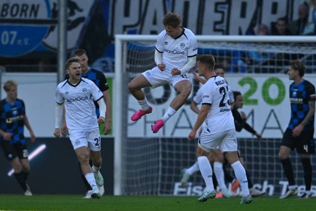 Paderborn, Home Deluxe Arena, 18 10 25, GER, Herren, 2 Bundesliga, Saison 2025 2026, SC Paderborn 07 DSC Arminia Bielefeld Bild DFL regulations prohibit any use of photographs as image sequences and or quasi video NRW Germany