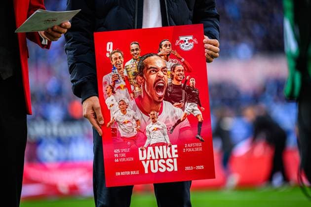 Soccer I Men I Season 2025 2026 I Bundesliga I Matchday 7 I RB Leipzig Hamburger SV I 18 10 2025 Yussuf Poulsen 15, Hamburger SV Leipzig Red Bull Arena Saxony Germany Copyright: xLobecax xHenningxRohlfsx