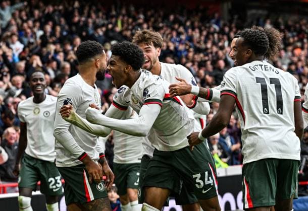 18th October 2025; The City Ground, Nottingham, England; Premier League Football, Nottingham Forest versus Chelsea; Josh Acheampong of Chelsea celebrates with his team after scoring in the 49th minute for 0-1  GodfreyxPitt