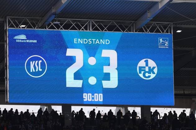 18 10 2025, xrekx, Soccer 2 Bundesliga, Karlsruher SC 1 FC Kaiserslautern v l Scoreboard, Videowall, Scoreboard, Info, Advertising Final Score 2 3 DFL DFB REGULATIONS PROHIBIT ANY USE OF PHOTOGRAPHS as IMAGE SEQUENCES and or QUASI VIDEO Karlsruhe