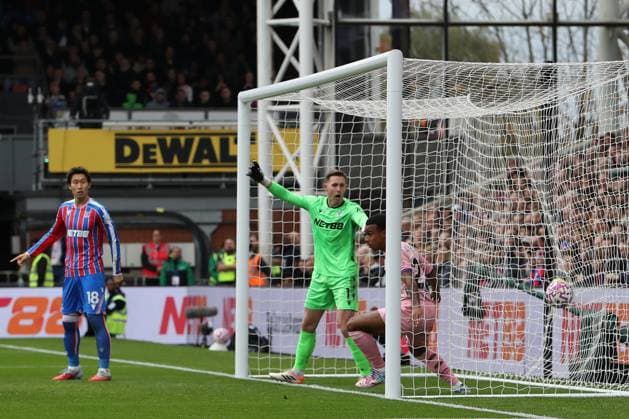 18th October 2025; Selhurst Park, Selhurst, London, England; Premier League Football, Crystal Palace versus Bournemouth; Eli Junior Kroupi of Bournemouth celebrates his goal in the 7th minute for 0-1  KatiexChan