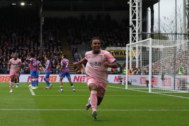 18th October 2025; Selhurst Park, Selhurst, London, England; Premier League Football, Crystal Palace versus Bournemouth; Eli Junior Kroupi of Bournemouth celebrates his goal in the 7th minute for 0-1  KatiexChan