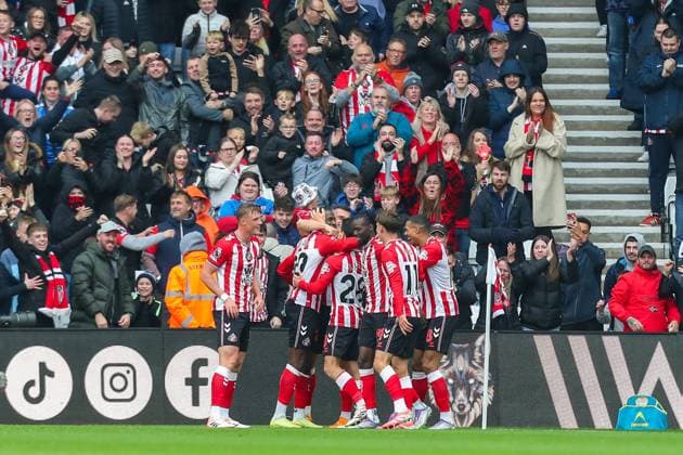 Sunderland v Wolverhampton Wanderers, Premier League Nordi Mukiele Of Sunderland scores a GOAL 1-0 and celebrates during the Sunderland v Wolverhampton Wanderers Premier League match at the Stadium of Light, Sunderland, England on 18 October 2025 Credit: Lee Keuneke Every Second Media Editorial use only. All images are copyright Every Second Media Limited. No images may be reproduced without prior permission. All rights reserved. Premier League and Football League images are subject to licensing agreements with Football DataCo Limited. see https: www.football-dataco.com Copyright: xIMAGO EveryxSecondxMediax ESM-1624-0036 LeexKeunekex xEveryxSecondxMediax