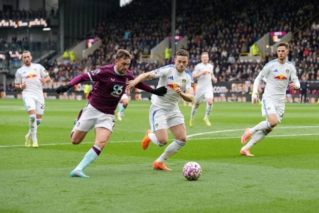 Burnley v Leeds United, Burnley, UK - 18 Oct 2025 Gabriel Gudmundsson of Leeds United during the Premier League match between Burnley and Leeds United at Turf Moor, Burnley on 18 October 2025 ( Burnley Turf Moor Burnley England Copyright: xHarryxCornish PPAUKx PPA-223854
