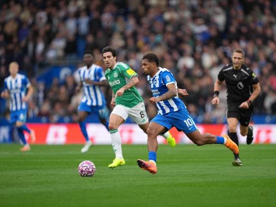 Georginio Rutter of Brighton & Hove Albion runs the ball. Brighton and Hove Albion v Newcastle United, Premier League, Football, American Express Community Stadium, Brighton, UK - 18 Oct 2025Brighton American Express Community Stadi United Kingdom EDITORIAL USE ONLY No use with unauthorised audio, video, data, fixture lists, club league logos or live services. Online in-match use limited to 120 images, no video emulation. No use in betting, games or single club league player publications.  Copyright: xSeanxRyan Shutterstockx 15544971z