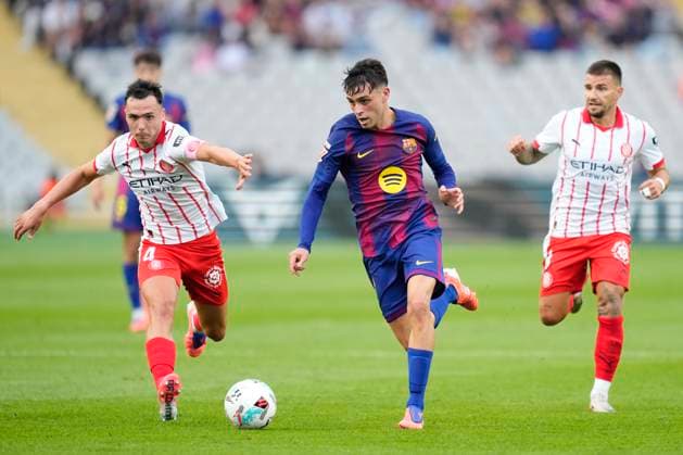 FC Barcelona, Barca v Girona FC - LaLiga EA Sports Pedri central midfield of Barcelona and Spain in action during the La Liga EA Sports match between FC Barcelona and Girona FC at Estadi Olimpic Lluis Companys on October 18, 2025 in Barcelona, Spain. Barcelona Spain  Copyright: xJosexBretonx originalFilename:bretonhernandez-fcbarcel251018_npZXD.jpg