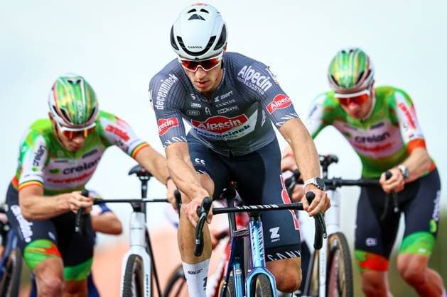 Belgian Niels Vandeputte pictured in action during the men s elite race of the Exact Cross Essen, stage 2 (out of 7) in the Exact Cross cyclocross competition, Saturday 18 October 2025, in Essen. DAVIDxPINTENS  x137166142x