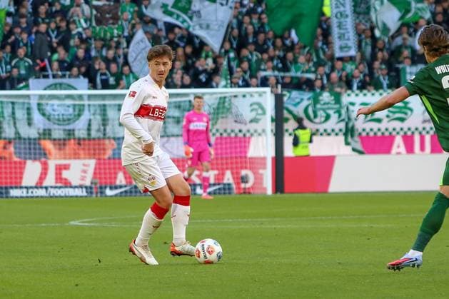 Germany Bundesliga 2025 26, 7 Matchday VfL Wolfsburg vs VfB Stuttgart Volkswagen Arena Wolfsburg Angelo Stiller VfB Stuttgart, 6 Copyright: xAymanxAlahmedx