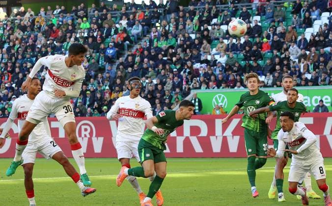 Germany Bundesliga 2025 26, 7 Matchday VfL Wolfsburg vs VfB Stuttgart Volkswagen Arena Wolfsburg Chema AndrÃ s Chema Andres VfB Stuttgart, 30 Copyright: xAymanxAlahmedx