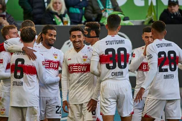 Goal celebration goal Stuttgart joy high-five VfL Wolfsburg vs VfB Stuttgart, Soccer Bundesliga, BL, Buli, season 2025 2026 18 10 2025 Press photo Jan Frederic Helbig VfL Wolfsburg vs VfB Stuttgart, Soccer Bundesliga, BL, Buli, Volkswagen Arena, 1 Bundesliga, season 2025 2026, 18 10 2025 Wolfsburg Copyright: xEibner-Pressefoto Jan-FredericxHelbigx EP_JHG