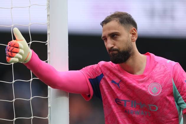 Gianluigi Donnarumma of Manchester City Manchester City v Everton, Premier League, Football, Etihad Stadium, Manchester, UK - 18 Oct 2025Manchester Etihad Stadium United Kingdom EDITORIAL USE ONLY No use with unauthorised audio, video, data, fixture lists, club league logos or live services. Online in-match use limited to 120 images, no video emulation. No use in betting, games or single club league player publications.  Copyright: xPaulxCurrie Shutterstockx 15544977bd