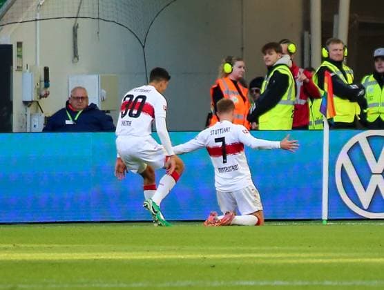 Germany Bundesliga 2025 26, 7 Matchday VfL Wolfsburg vs VfB Stuttgart Volkswagen Arena Wolfsburg Goal celebration Maximilian Mittelstädt Maximilian Mittelstadt VfB Stuttgart, 7 Chema AndrÃ s Chema Andres VfB Stuttgart, 30 Copyright: xAymanxAlahmedx