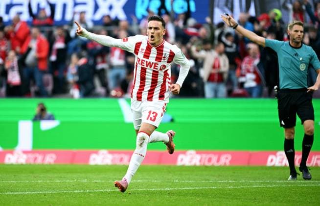 Soccer, Bundesliga, Germany, Men, Season 2025 2026, Matchday 7, Rhein Energie Stadion Köln, 1 FC Köln FC Augsburg Cheers Said El Mala KOE after his goal for 1 1 Cheers, joy, action