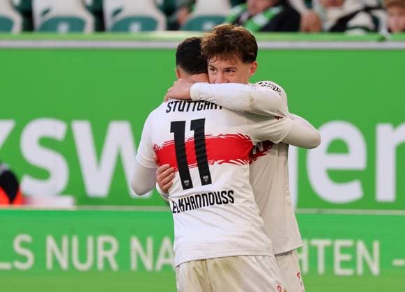 18 10 2025, Germany, Wolfsburg, Soccer Bundesliga, Season 2025 2026, VfL Wolfsburg vs VfB Stuttgart, Cheering after the 0 3 goal, Scorer Angelo Stiller VfB