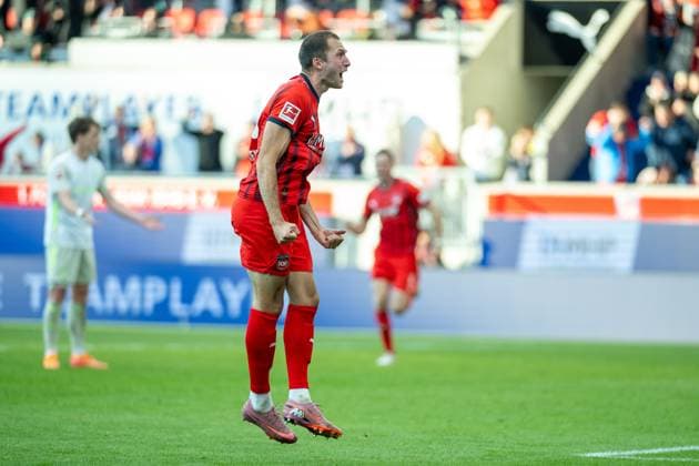 Goal to 2 2 by Jonas Foehrenbach FC Heidenheim, 19 , GER, 1 FC Heidenheim vs Werder Bremen, Football, Bundesliga, Matchday 7, Season 2025 2026, 18 10 2025, DFL DFB REGULATES PROHIBIT ANY USE OF PHOTOGRAPHS AS IMAGE SEQUENCES AND OR QUASI VIDEO, GER, 1 FC Heidenheim vs Werder Bremen, Football, Bundesliga, Matchday 7, Season 2025 2026, 18 10 2025 Heidenheim Copyright: xEibner-Pressefotox EP_EER