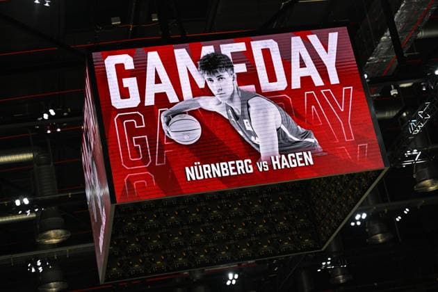 18 10 2025 Basketball Season 2025 2026 2 Bundesliga Pro A 04 Matchday Nuremberg Falcons Basketball Club NBC Phoenix Hagen xwoxzix Feature Impression Symbol image Symbol photo Scoreboard with match announcement
