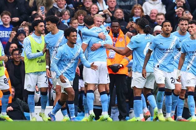 Manchester City v Everton, Premier League Erling Haaland of Manchester City celebrates his second goal making it 2-0 during the Manchester City v Everton Premier League match at the Etihad Stadium, Manchester, England on 18 October 2025 Credit: Ryan Crockett Every Second Media Editorial use only. All images are copyright Every Second Media Limited. No images may be reproduced without prior permission. All rights reserved. Premier League and Football League images are subject to licensing agreements with Football DataCo Limited. see https: www.football-dataco.com Copyright: xIMAGO EveryxSecondxMediax ESM-1625-0072 RyanxCrockettx xEveryxSecondxMediax
