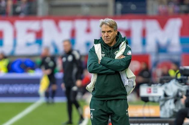 Horst Steffen SV Werder Bremen, Head Coach Emotions twisted hands portrait landscape, GER, 1 FC Heidenheim vs Werder Bremen, Football, Bundesliga, 07 Matchday, Season 2025 2026, 18 10 2025, DFL DFB REGULATIONS PROHIBIT ANY USE OF PHOTOGRAPHS AS IMAGE SEQUENCES AND OR QUASI VIDEO, GER, 1 FC Heidenheim vs Werder Bremen, Football, Bundesliga, 07 Matchday, Season 2025 2026, 18 10 2025 Heidenheim Copyright: xEibner-Pressefoto JanixPlessx EP_JPL