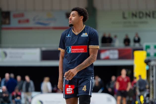 Jordan Samare Eisbären Bremerhaven,No 04 before the game DEU, Leverkusen, 18 10 2025 Basketball, BARMER 2 BAsketball Bundesliga Pro A, Matchday 4, Bayer Giants Leverkusen Eisbären Bremerhaven