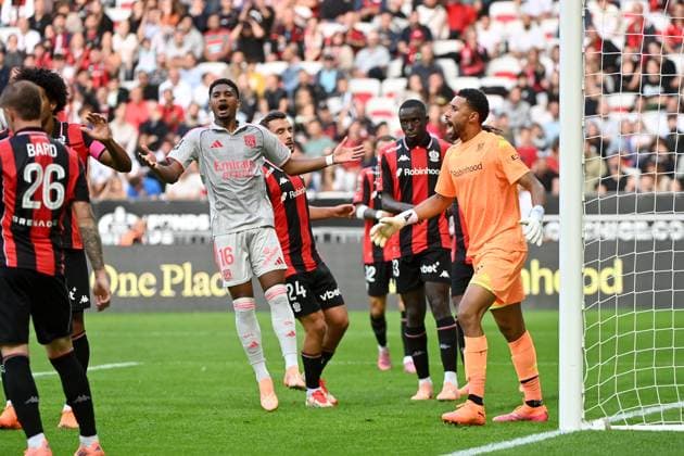 OGC Nice v Olympique Lyonnais - Ligue 1 McDonald s 2025 2026 16 ABNER VINICIUS (ol) - 80 Yehvann DIOUF (ogcn) during the Ligue 1 McDonald s match between Nice and Lyon at Allianz Riviera on October 18, 2025 in Nice, France. Nice France  Copyright: xFEPx 776348160