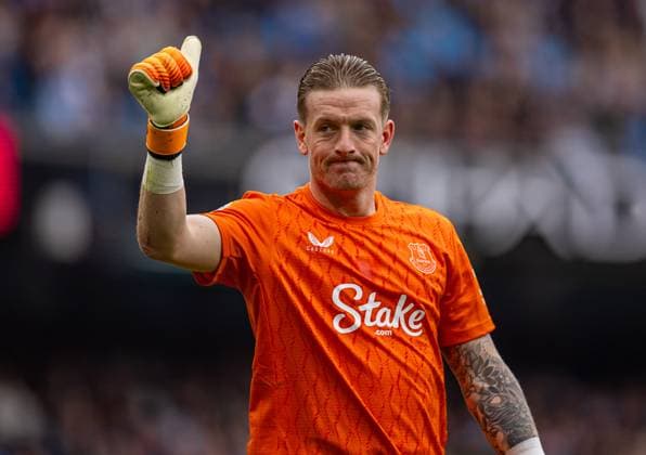 Football - FA Premier League - Manchester City FC v Everton FC MANCHESTER, ENGLAND - Saturday, October 18, 2025: Everton s goalkeeper Jordan Pickford during the FA Premier League match between Manchester City FC and Everton FC at the City of Manchester Stadium. (Photo by David Rawcliffe Propaganda) MANCHESTER City of Manchester Stadium GREATER MANCHESTER ENGLAND  Copyright: xDavidxRawcliffex P2025-10-18-Man_City_Everton-79