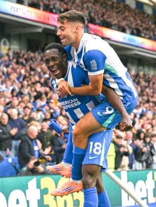 Danny Welbeck of Brighton celebrates with Stefanos Tzimas after scoring his second goal during the Premier League match between Brighton and Hove Albion and Newcastle United at the American Express Stadium , Brighton , UK - 18th October 2025 Brighton & Hove Albion v Newcastle United Premier League Football, Amex Stadium, Sussex, United Kingdom - 18 Oct 2025Brighton Amex Stadium Sussex United Kingdom Editorial use only. No merchandising. For Football images FA and Premier League restrictions apply inc. no internet mobile usage without FAPL license - for details contact Football Dataco  Copyright: xSimonxDack Shutterstockx 15547704z