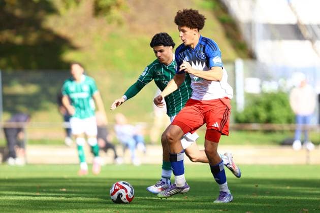 4 Noah Adekunle Hamburger SV U19 , 19 Adrian Haweri SV Werder Bremen U19 Football I Juniors I U19 DFB Youth League Preliminary Round Group A I Season 2025 2026 I 8 Matchday I Hamburger SV U19 SV Werder Bremen U19 I 18 10 2025 I Training ground Volksparkstadion