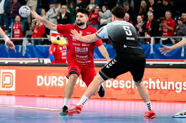 Bietigheim HBL 25 26 SG BBM Bietigheim TUSEM Essen v li Juan de la Pena Bietigheim , Valentin Willner Tusem Essen Bietigheim Bissingen Egetrans Arena Baden Württemberg Germany