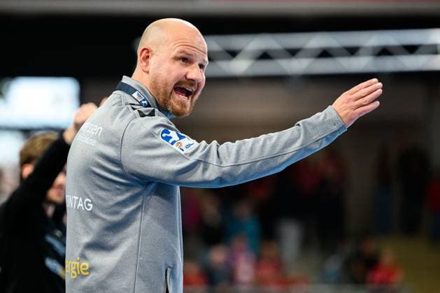 Bietigheim HBL 25 26 SG BBM Bietigheim TUSEM Essen coach Daniel Haase Tusem Essen gestures gestures gestures Bietigheim Bissingen Egetrans Arena Baden Württemberg Germany