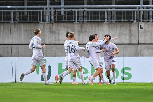 GER, Regionalliga West, Wuppertaler SV VFL Bochum U21 18,10 2025, Wuppertal , Stadion am Zoo, GER, Regionalliga West, Wuppertaler SV VFL Bochum U21 DFB Regionalliga West regulations prohibit any use of photographs as image sequences and or quasi video in the picture jubilation at the Bochumers after the 1 0 by Jonathan Akaegbobi VFL Bochum U21 24 NordphotoxGmbHx xFreund nph00018