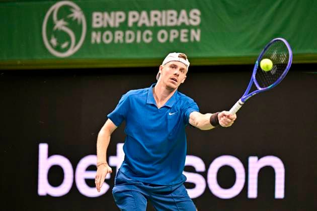 Canada s Denis Shapovalov against Norway s Casper Ruud in the semifinals of the BNP Paribas Nordic Open tennis tournament at the Royal Swedish Tennis Hall in Stockholm, Sweden, Saturday, October 18, 2025 STOCKHOLM SWEDEN x10658x  Copyright: xMagnusxLejhall TTx TENNIS NORDIC OPEN