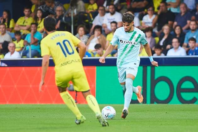 Ez Abde (Real Betis) during the LaLiga EA Sports match between Villarreal CF and Real Betis at Estadio de la Ceramica on October 18, 2025 in Villarreal, Spain. (Photo by Maria Jose Segovia DeFodi Images) Ez Abde Real Betis during the LaLiga EA Sports match between Villarreal CF and Real Betis at Estadio de la Ceramica on October 18, 2025 in Villarreal, Spain Photo by Maria Jose Segovia DeFodi Images