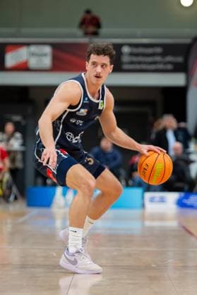 Jacob Biss Eisbären Bremerhaven,No 03 in action DEU, Leverkusen, 18 10 2025 Basketball, BARMER 2 BAsketball Bundesliga Pro A, 4 Spieltag, Bayer Giants Leverkusen Eisbären Bremerhaven