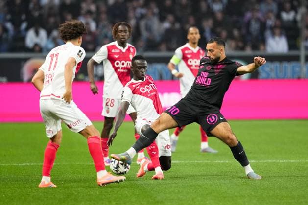 Angers SCO v AS Monaco - Ligue 1 McDonald s 2025 2026 27 Krepin DIATTA (asm) - 10 Himad ABDELLI (sco) during the Ligue 1 McDonald s match between Angers and Monaco at Stade Raymond Kopa on October 18, 2025 in Angers, France. Angers France  Copyright: xFEPx 776348164